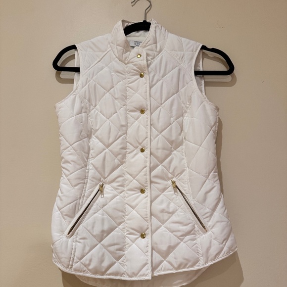 crown & ivy Jackets & Blazers - Winter white vest with gold snaps and zippers